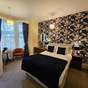 https://rivelyn-hotel.yorkshirehotels.net